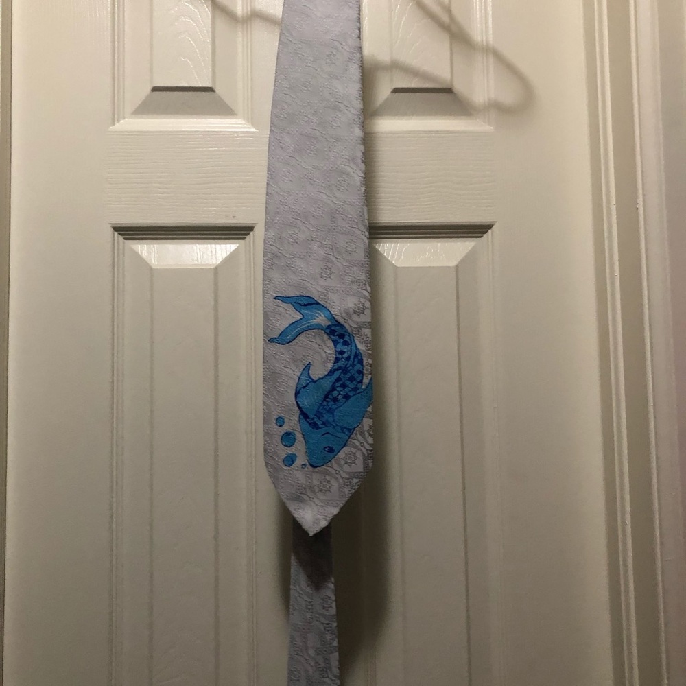 Hand painted Tie - Picture 2 of 2